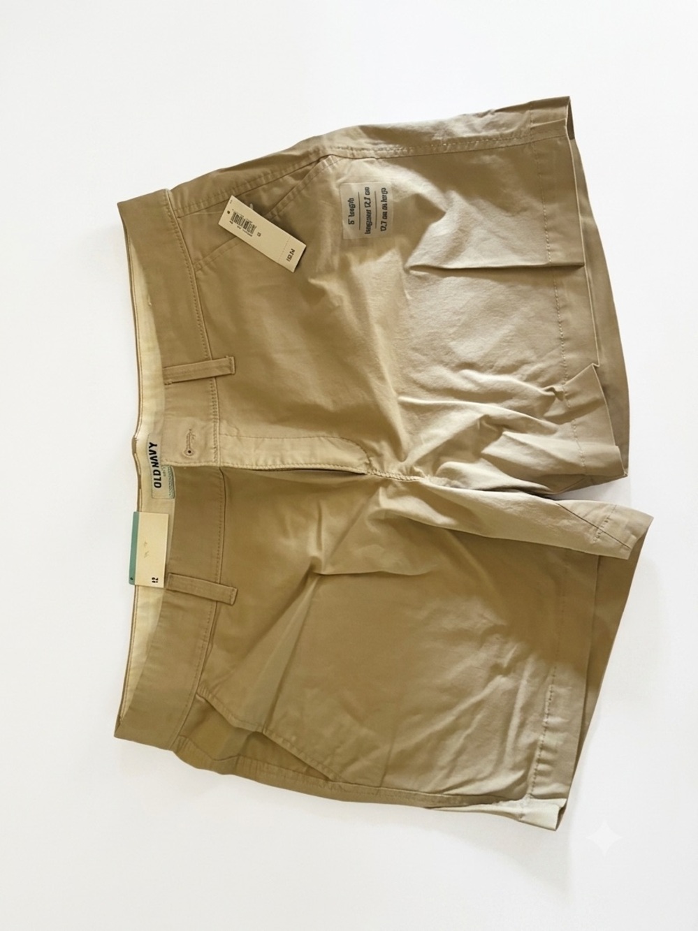 Old Navy Women’s Tan Flat-Front Chino Shorts